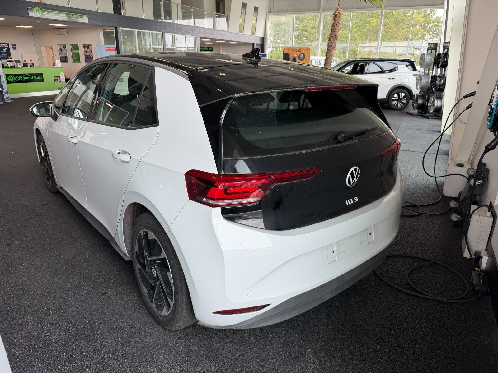 Hvid VW ID.3 fra 2024