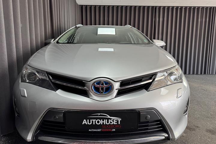 undefined Toyota Auris fra 2014