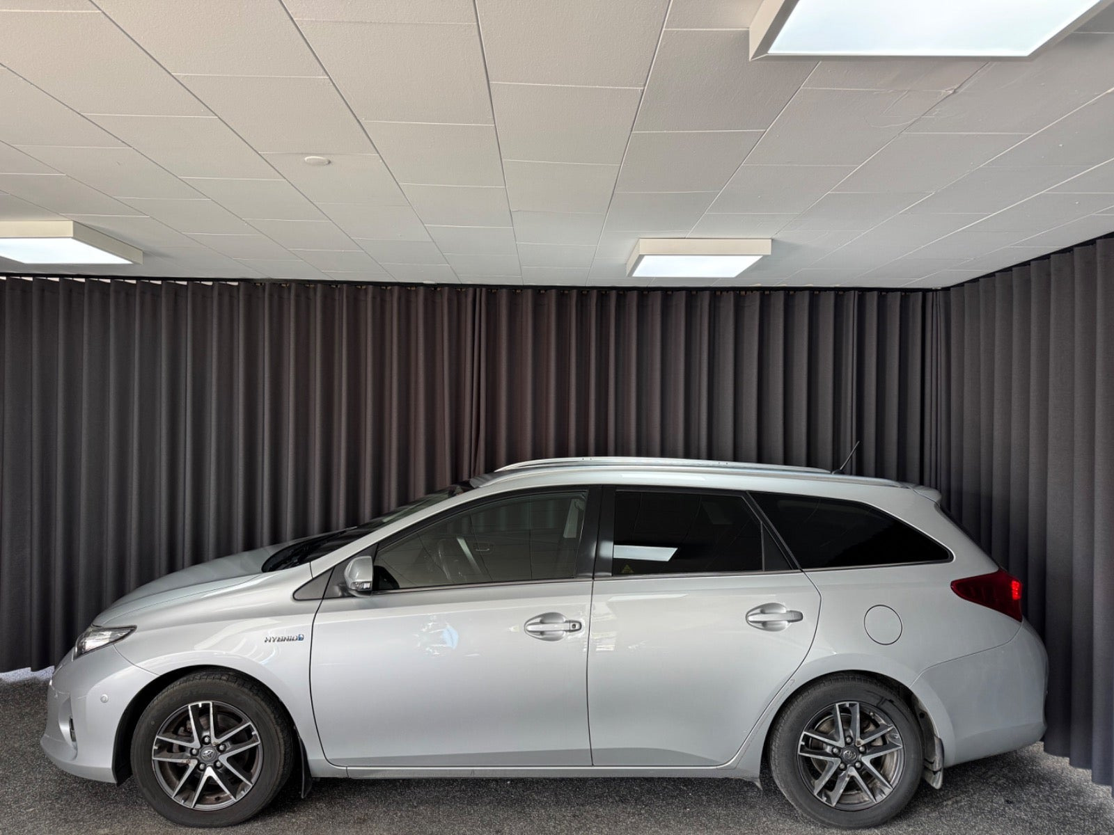 undefined Toyota Auris fra 2014