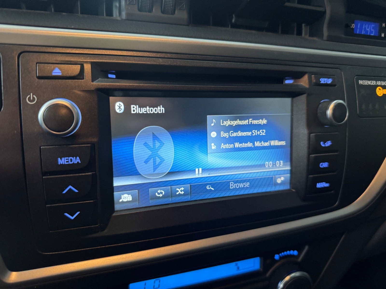 undefined Toyota Auris fra 2014
