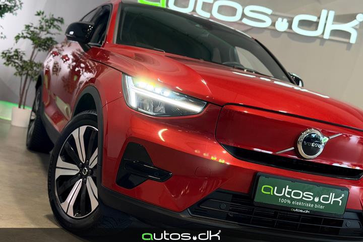 Rød Volvo C40 fra 2023