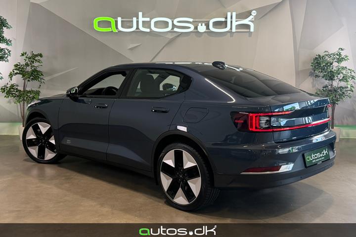 Blå Polestar 2 fra 2023