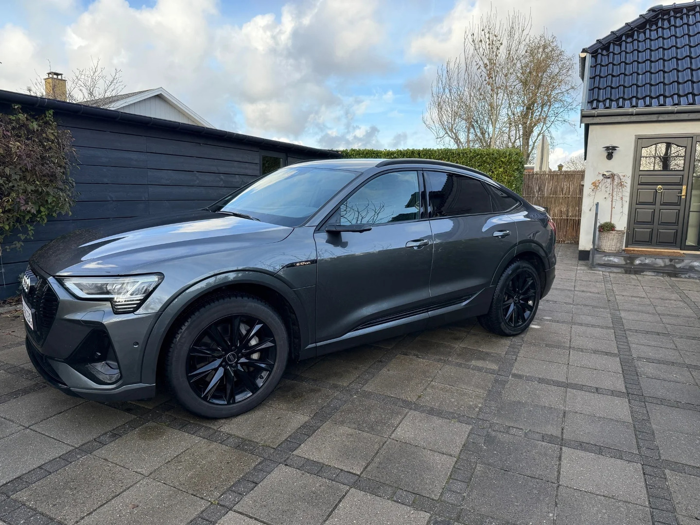 Audi e-tron 55 Black Edition S-line Sportback quattro