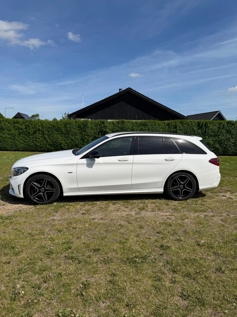 Hvid Mercedes C220 d fra 2021
