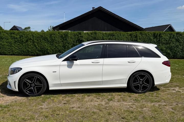 Hvid Mercedes C220 d fra 2021