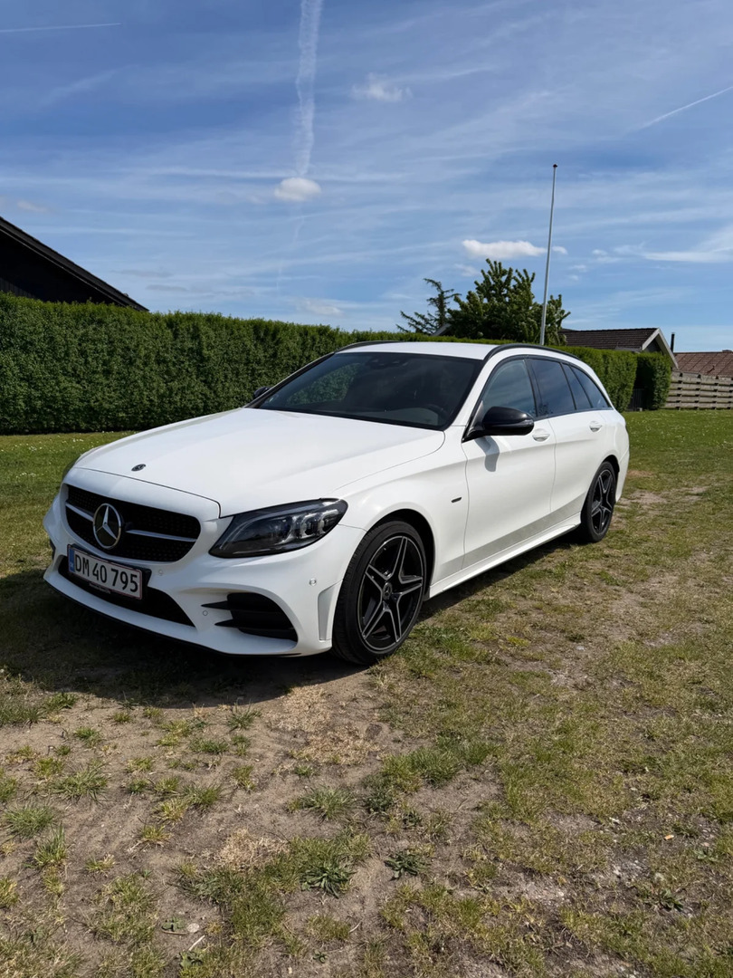 Hvid Mercedes C220 d fra 2021