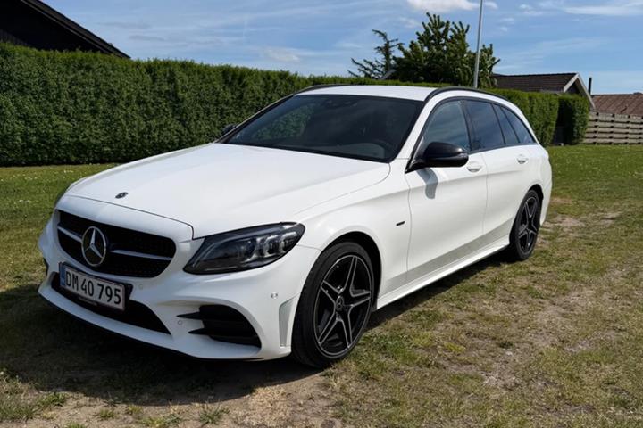 Hvid Mercedes C220 d fra 2021