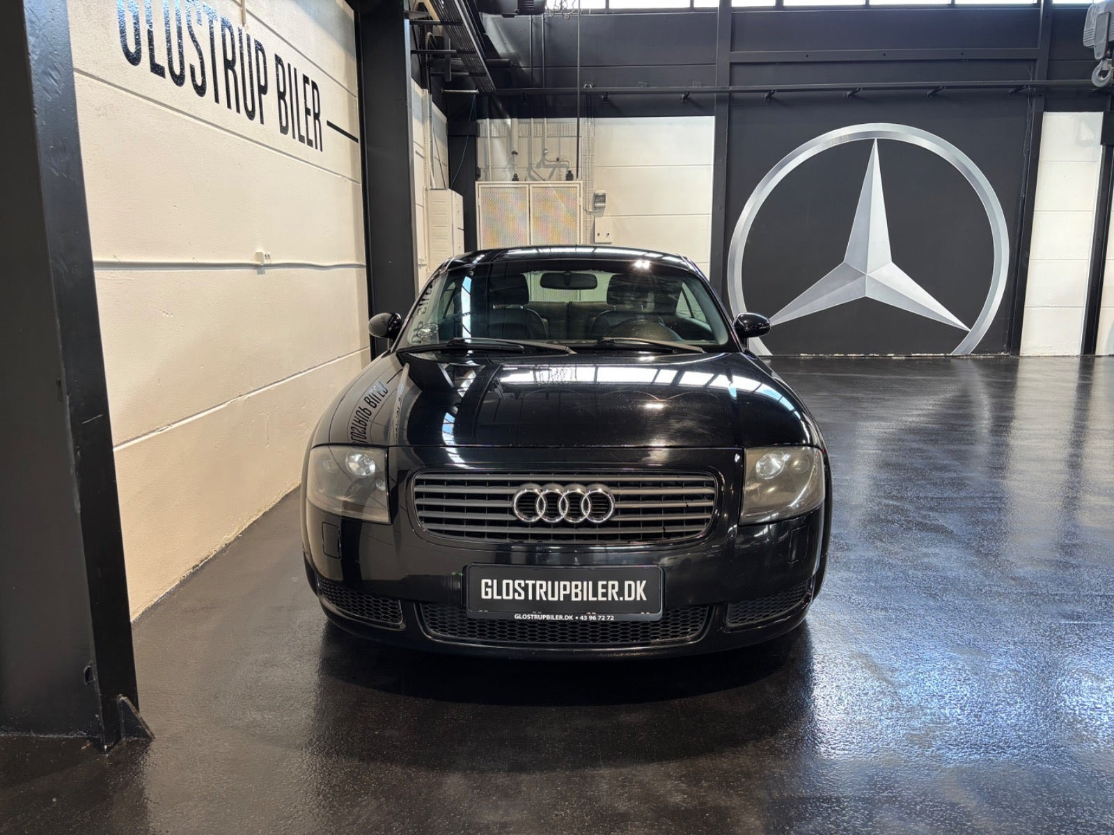 Sort Audi TT fra 1999