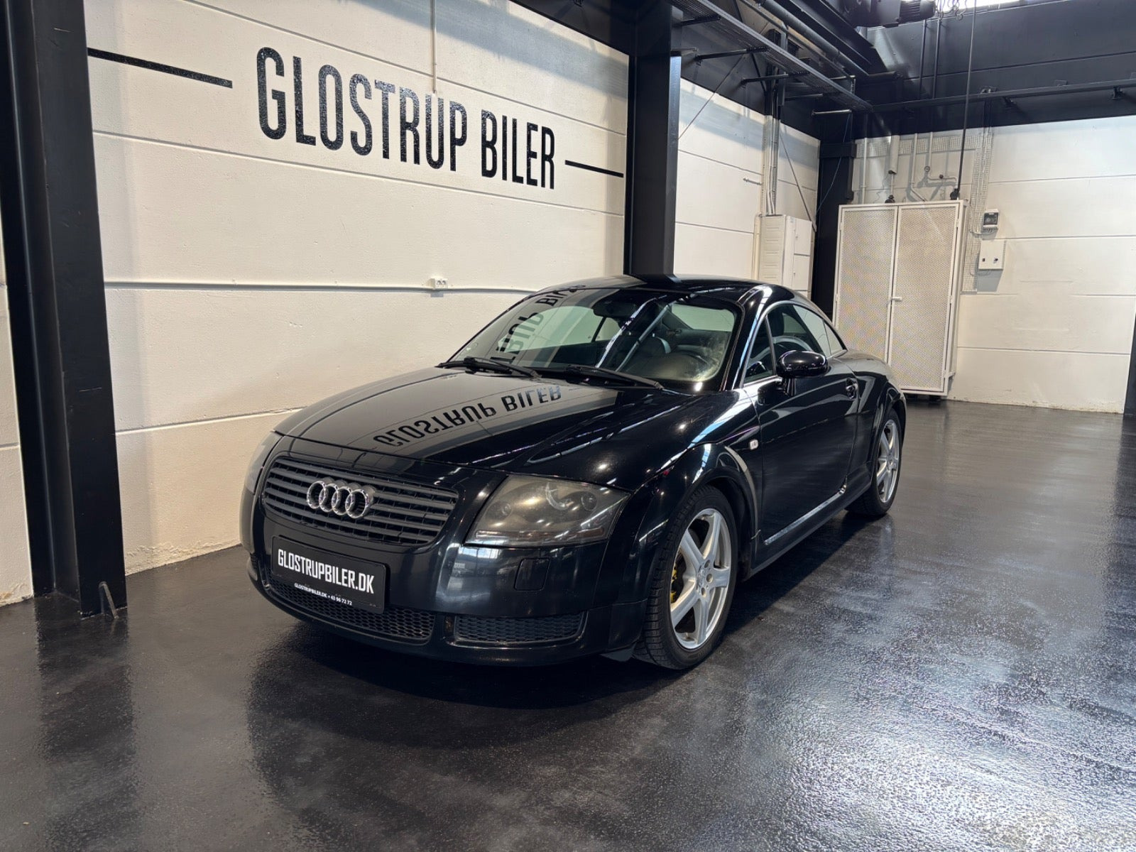 Sort Audi TT fra 1999