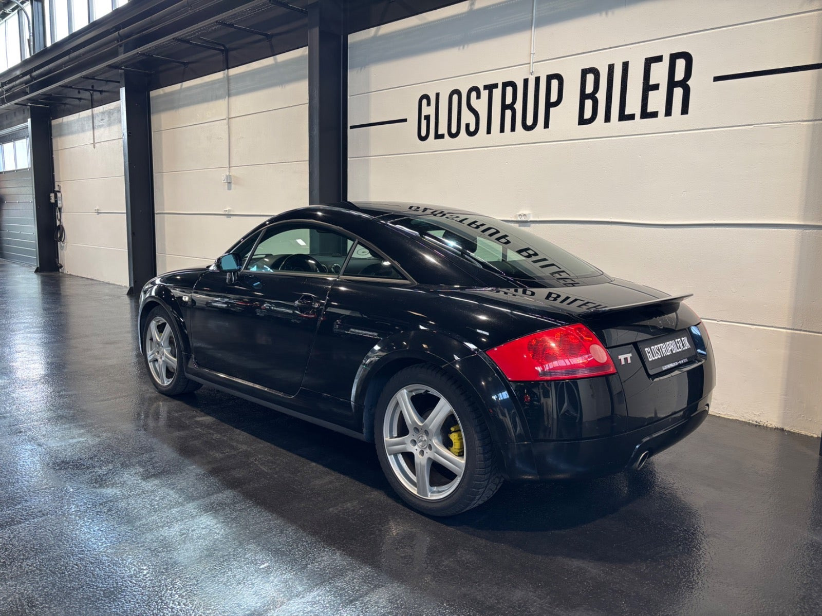 Sort Audi TT fra 1999
