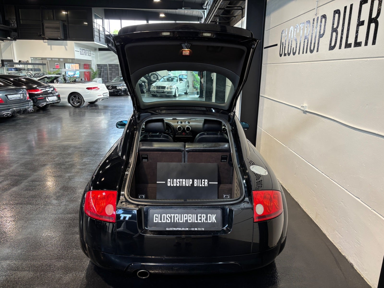 Sort Audi TT fra 1999