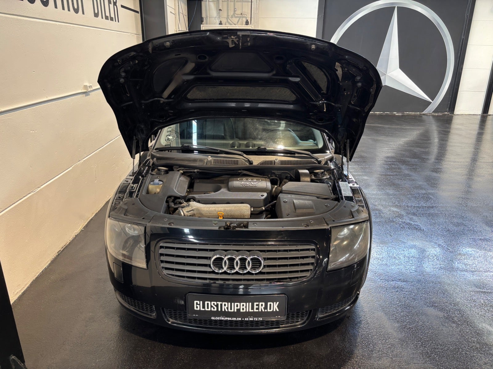 Sort Audi TT fra 1999