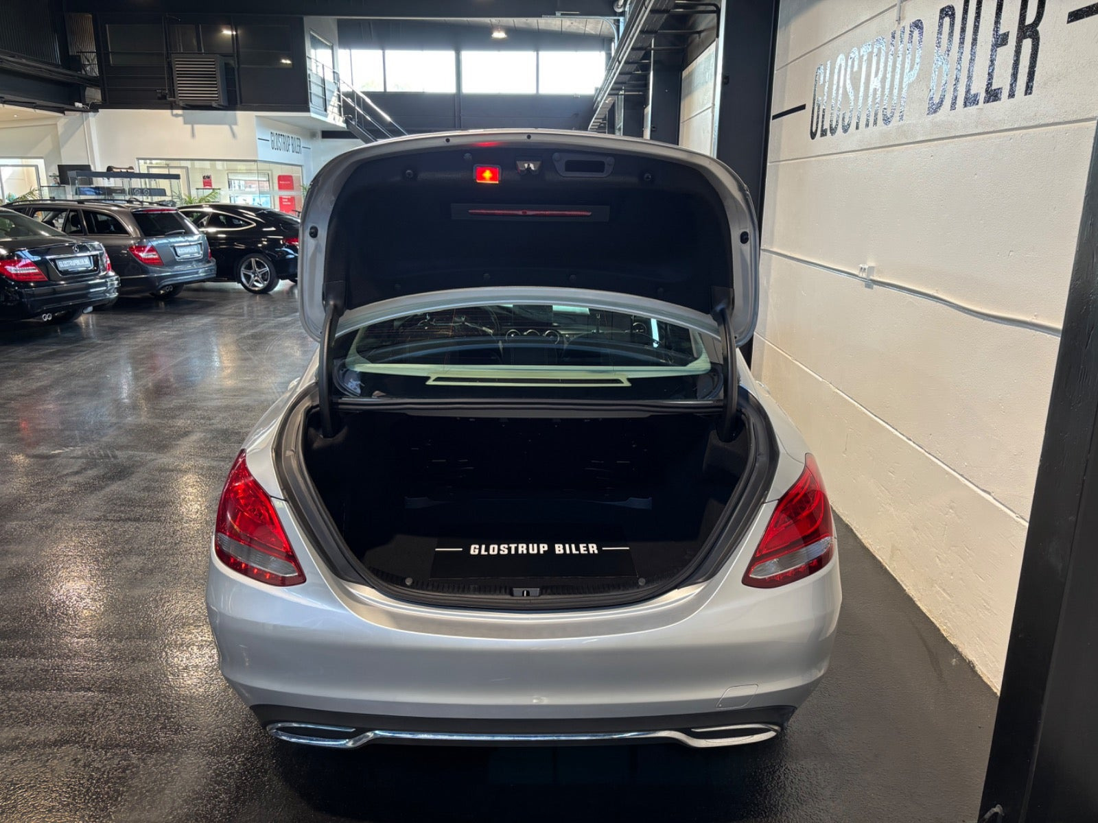 Sølv Mercedes C220 fra 2015