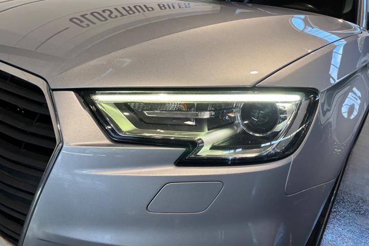 Sølv Audi A3 fra 2018