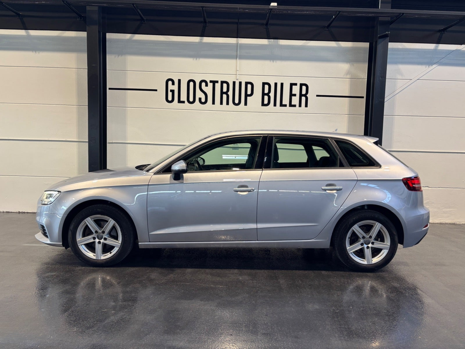 Sølv Audi A3 fra 2018