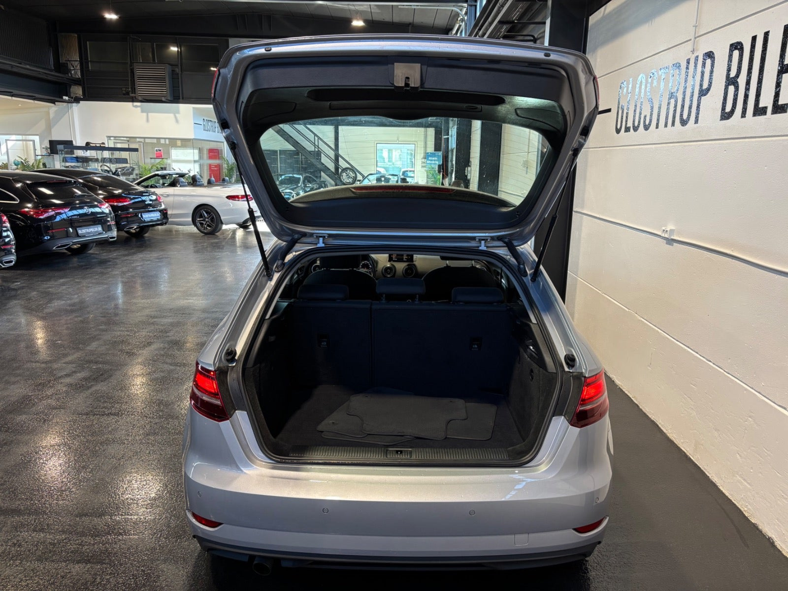 Sølv Audi A3 fra 2018