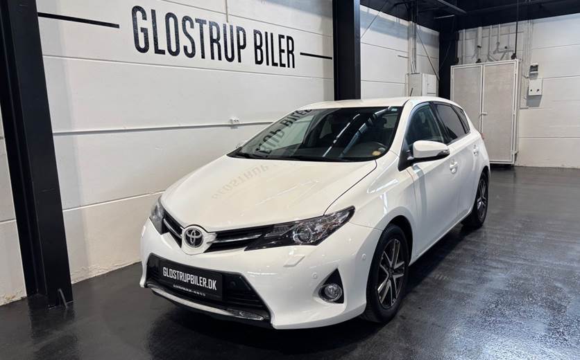 Toyota Auris 1,6 T2