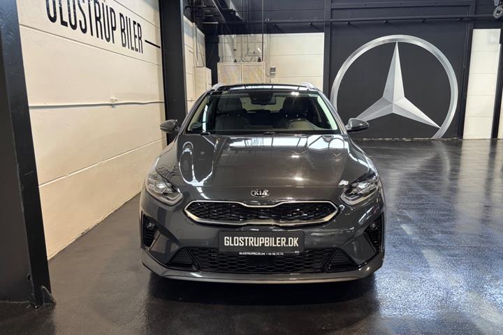 Grå Kia Ceed fra 2020