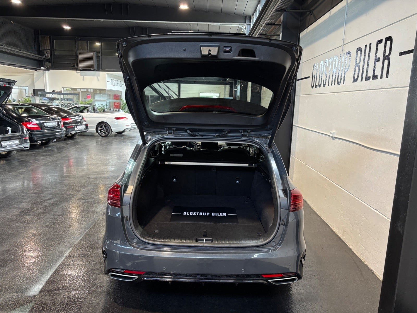 Grå Kia Ceed fra 2020