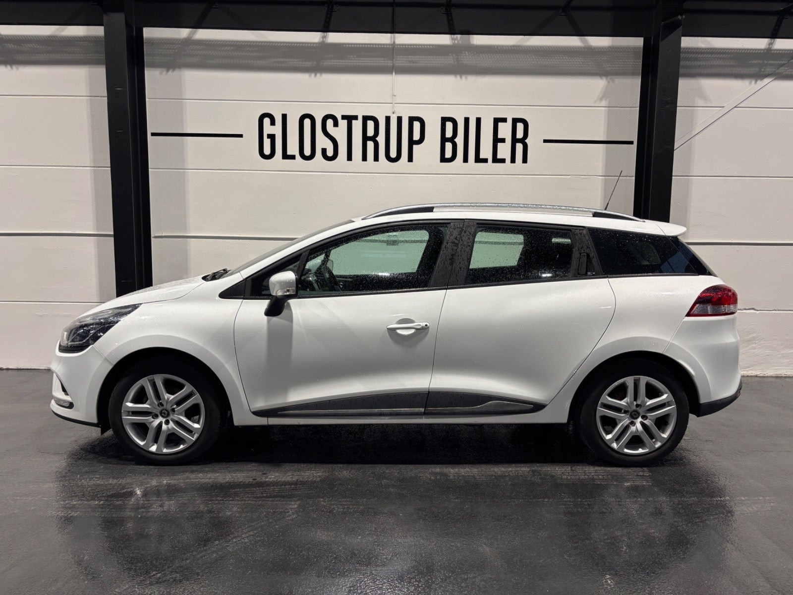 Hvid Renault Clio IV fra 2018