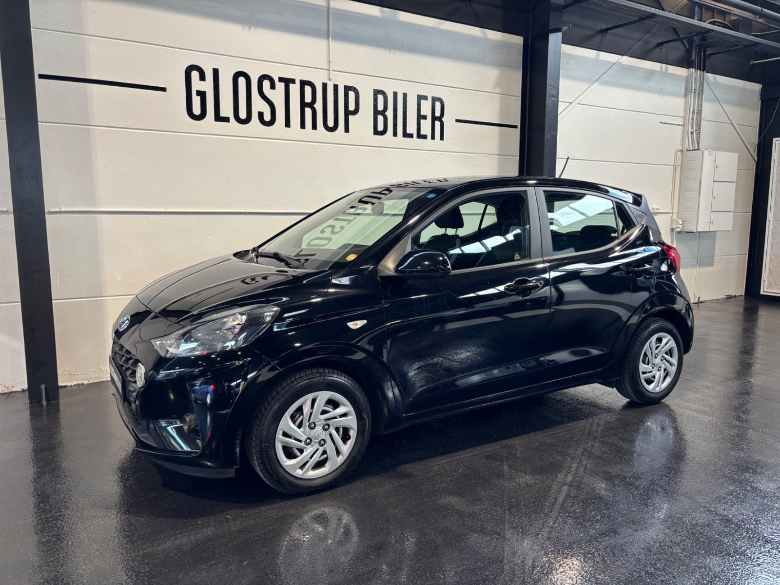 Sort Hyundai i10 fra 2021