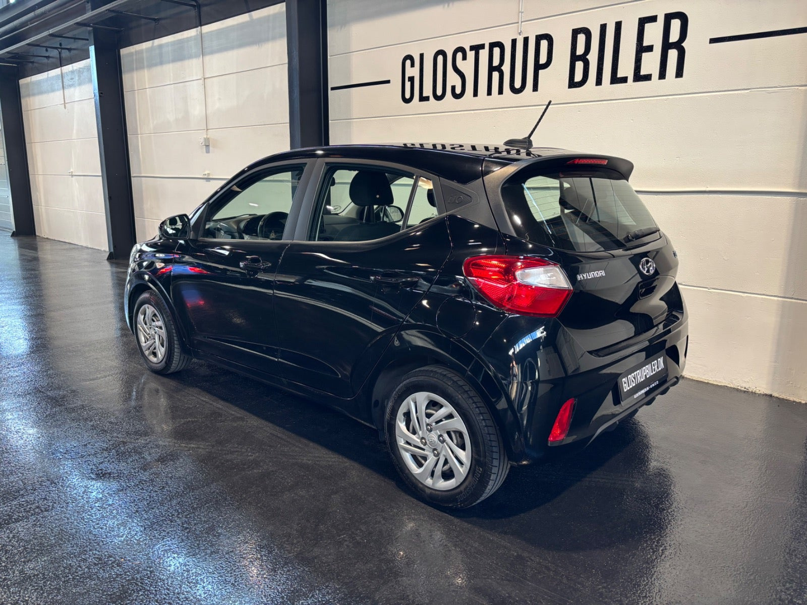 Sort Hyundai i10 fra 2021