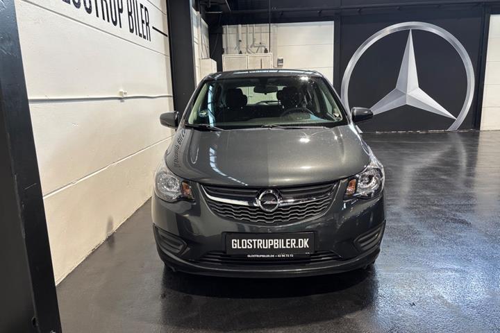 Grå Opel Karl fra 2017
