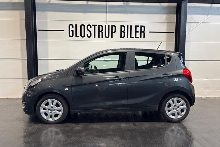 Grå Opel Karl fra 2017