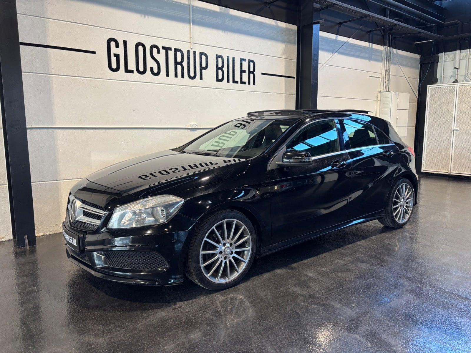 Sort Mercedes A200 fra 2014