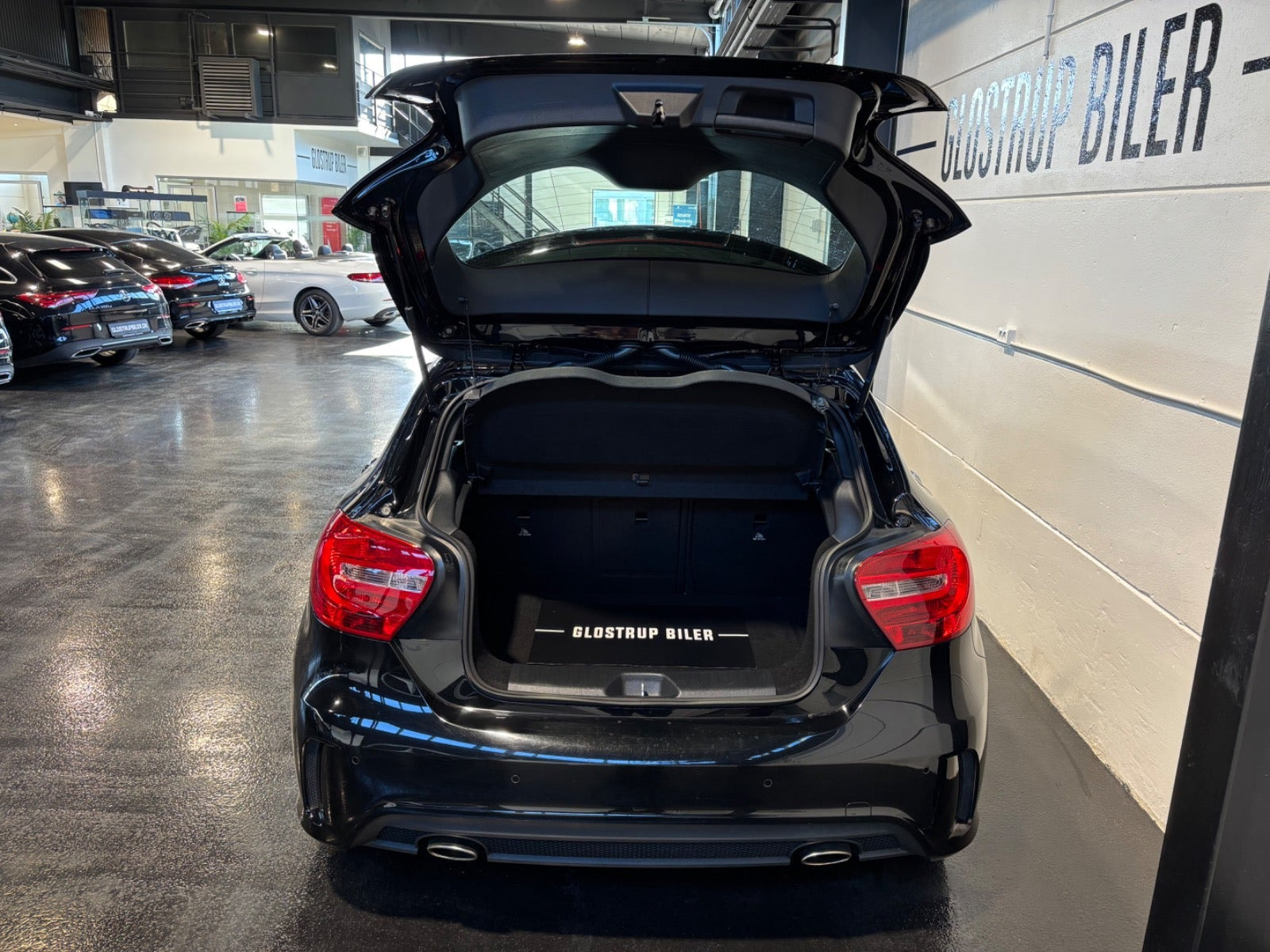 Sort Mercedes A200 fra 2014