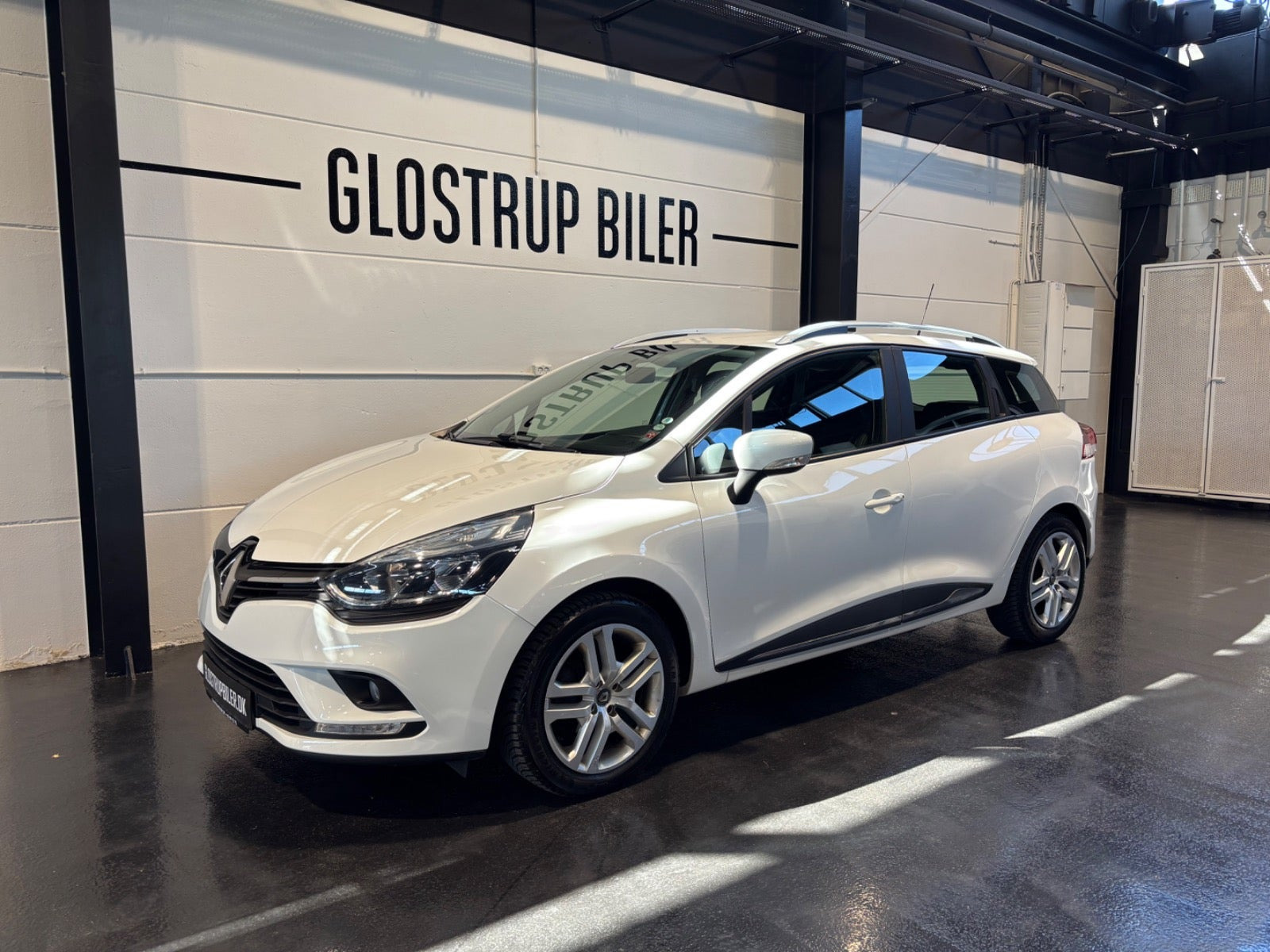 Hvid Renault Clio IV fra 2018