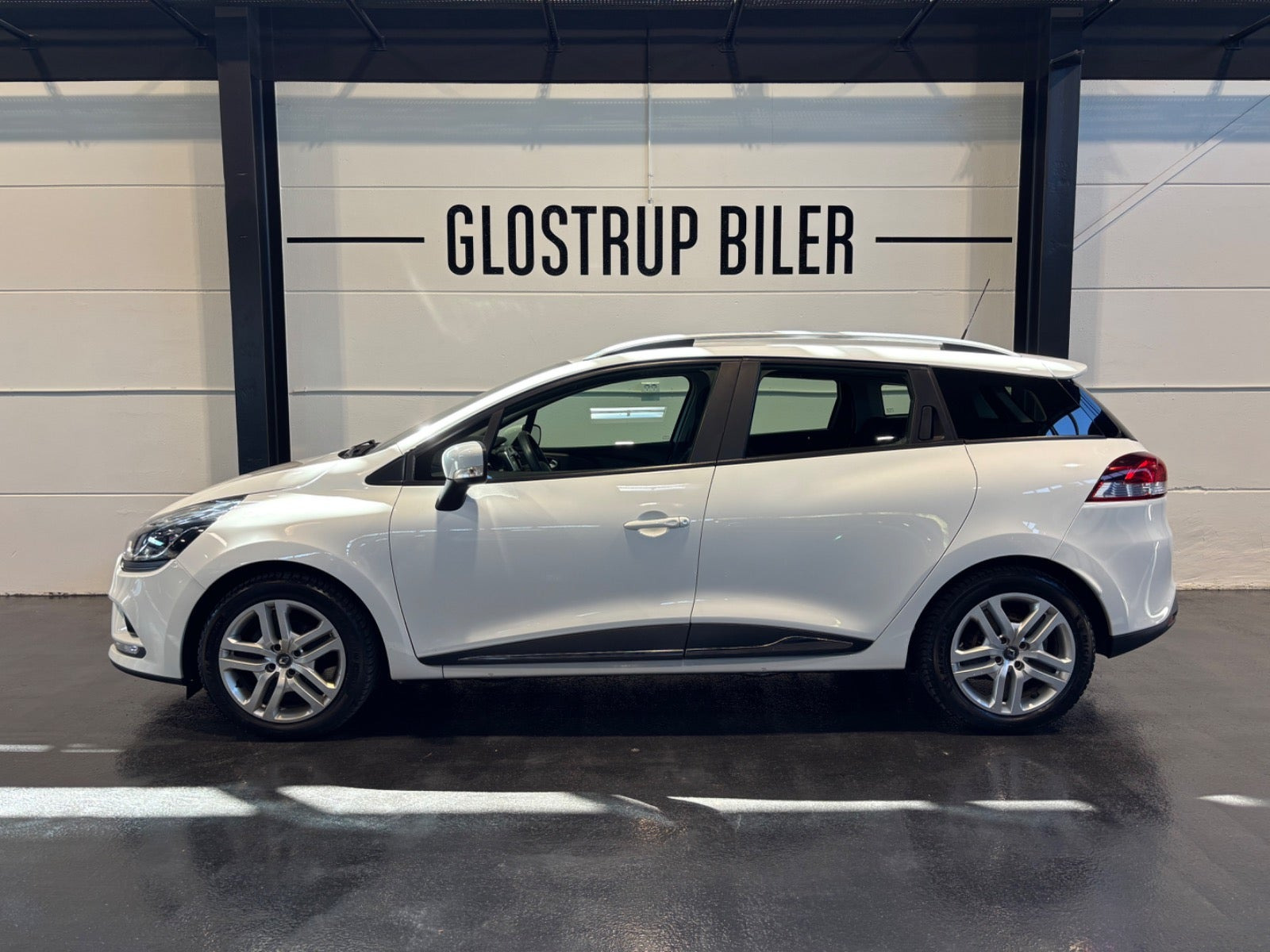 Hvid Renault Clio IV fra 2018