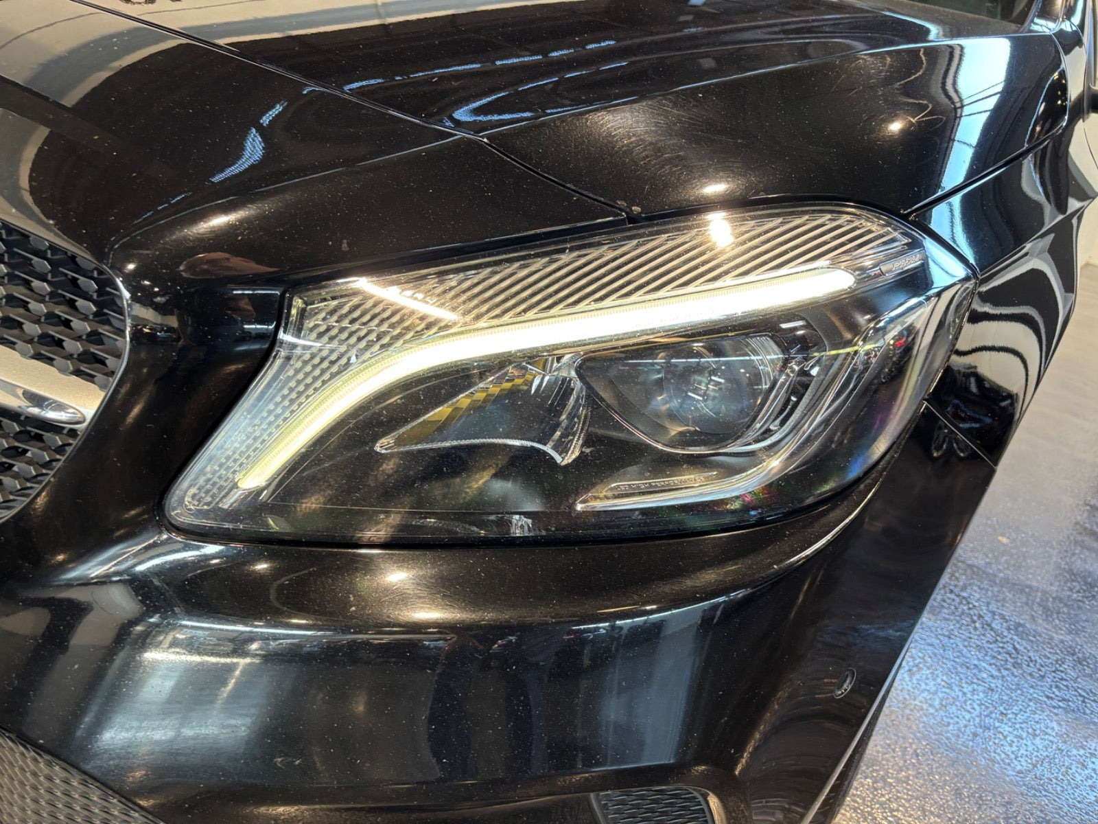 Sort Mercedes A200 fra 2016