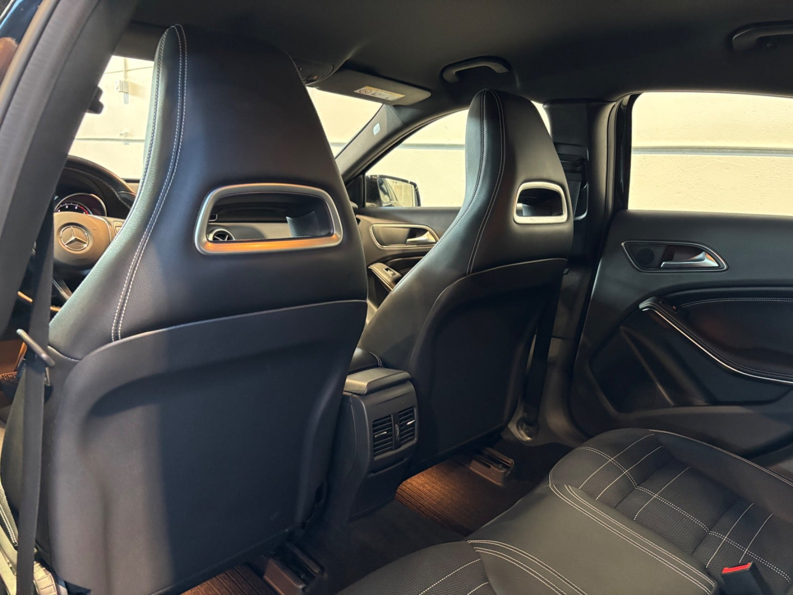 Sort Mercedes A200 fra 2016