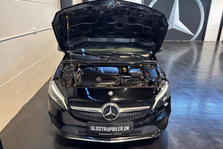 Sort Mercedes A200 fra 2016
