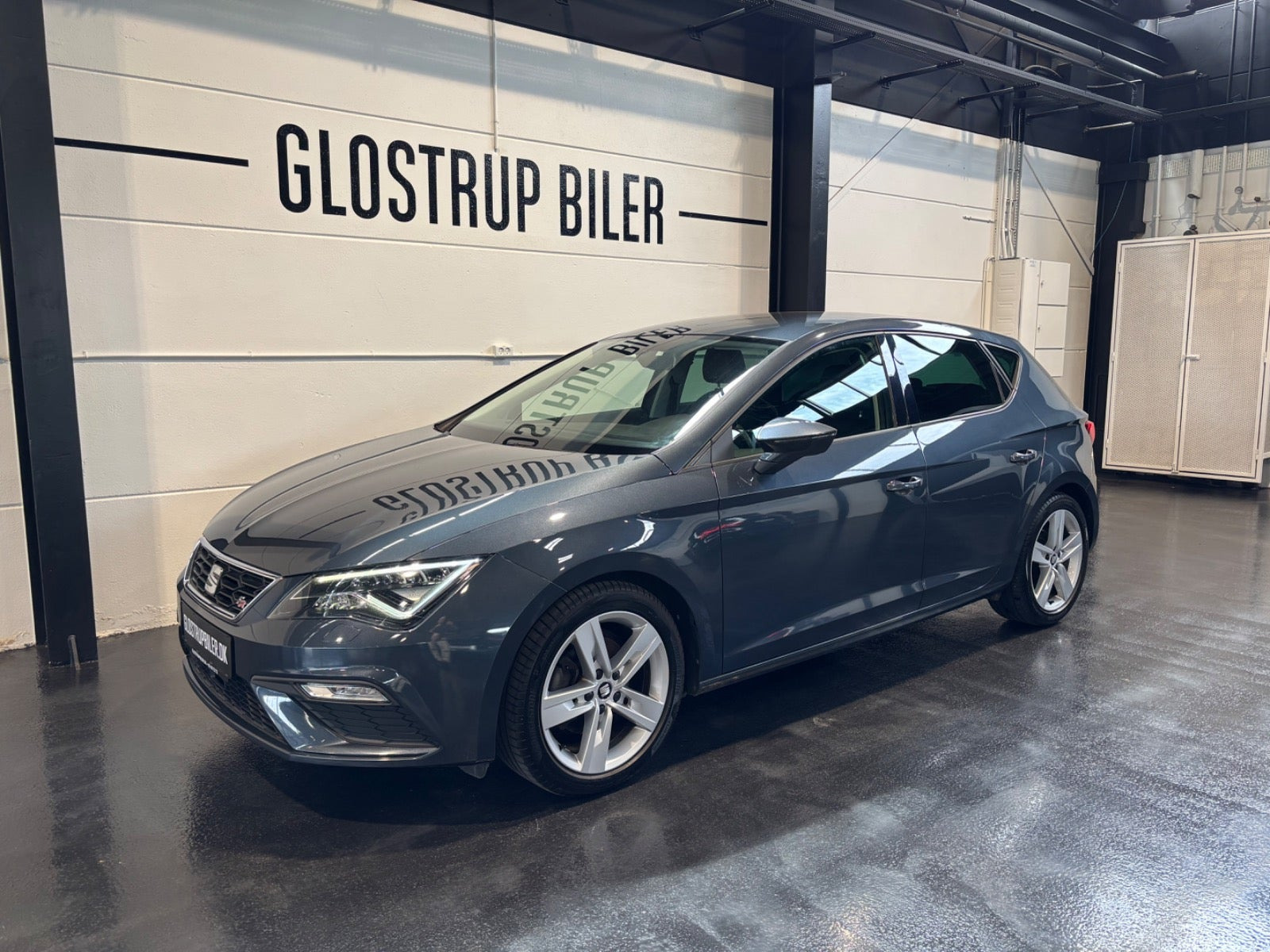 Grå Seat Leon fra 2020