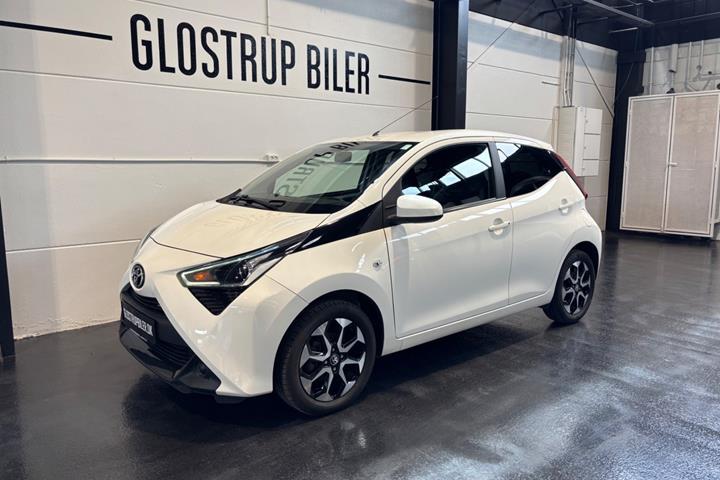 Hvid Toyota Aygo fra 2020
