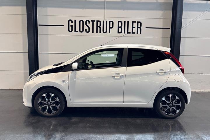 Hvid Toyota Aygo fra 2020