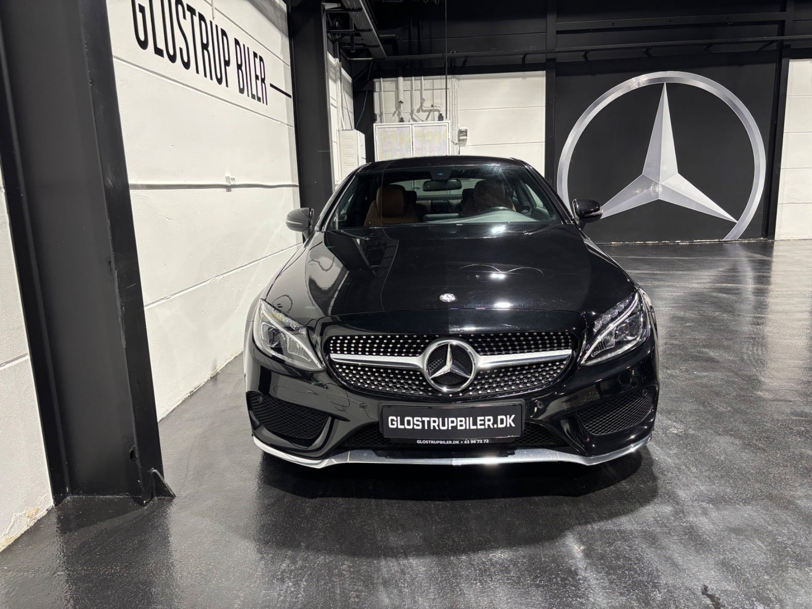 Sort Mercedes C180 fra 2016
