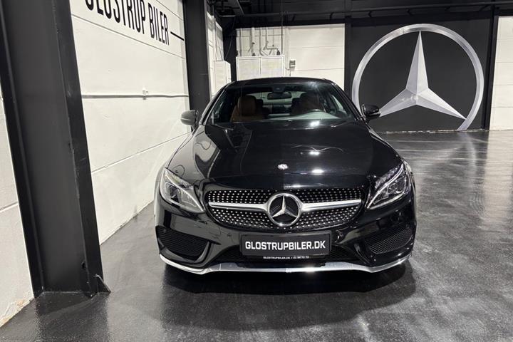 Sort Mercedes C180 fra 2016