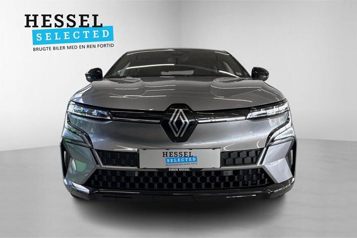 Grå Renault Megane E-Tech fra 2025