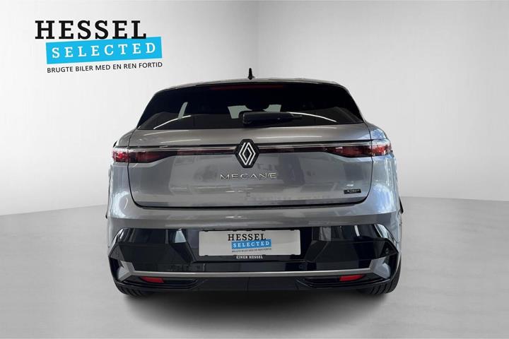 Grå Renault Megane E-Tech fra 2025
