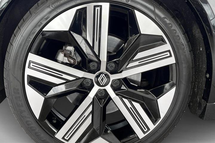 Grå Renault Megane E-Tech fra 2025