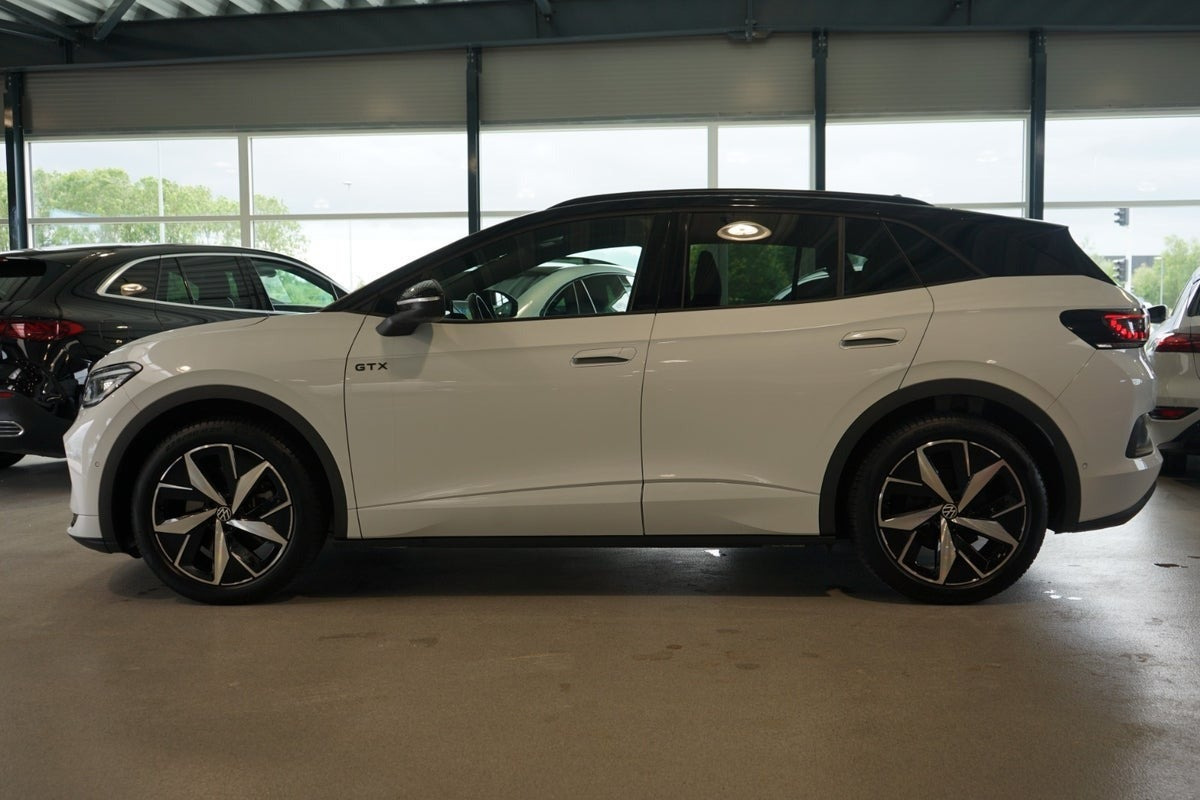 Hvid VW ID.4 fra 2023