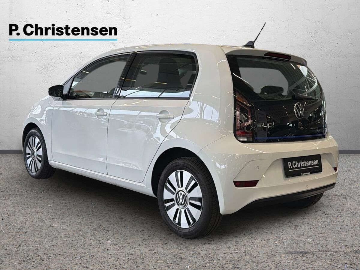 Hvid VW E-UP! fra 2021