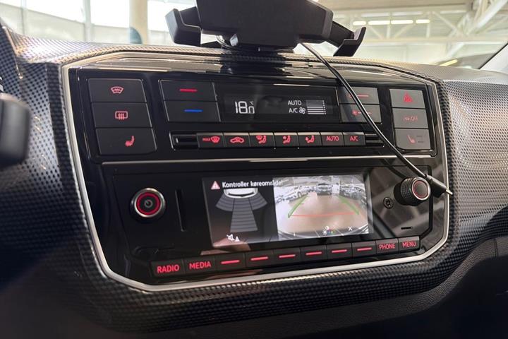 Hvid VW E-UP! fra 2021