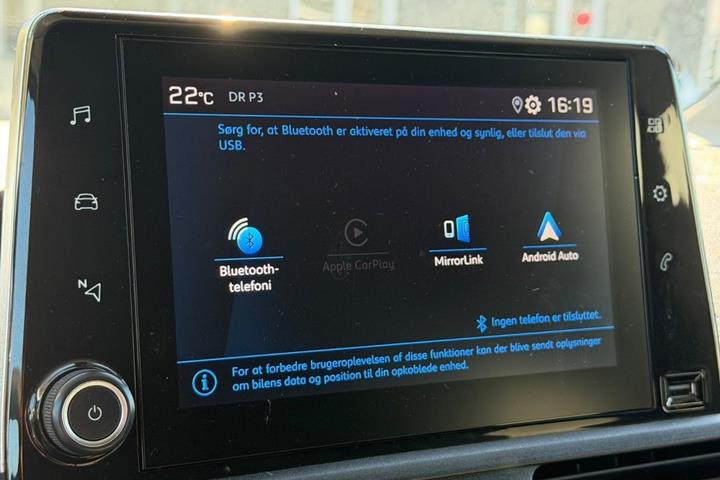Hvid Peugeot Partner fra 2020