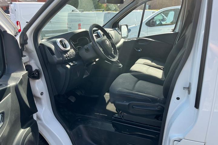 Hvid Fiat Talento fra 2018
