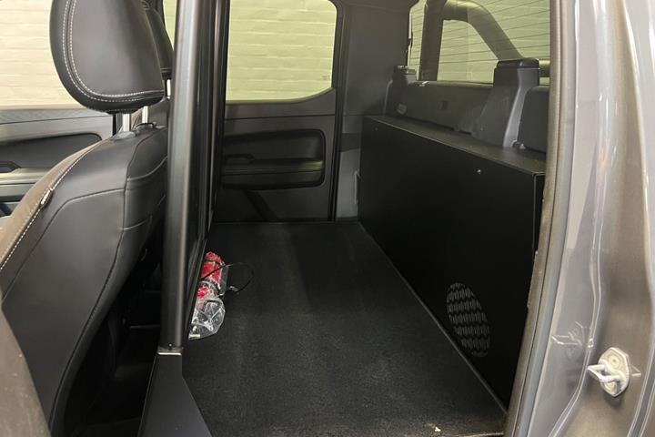 Grå VW Amarok fra 2026