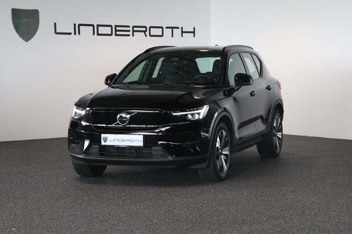 Sort Volvo XC40 fra 2023